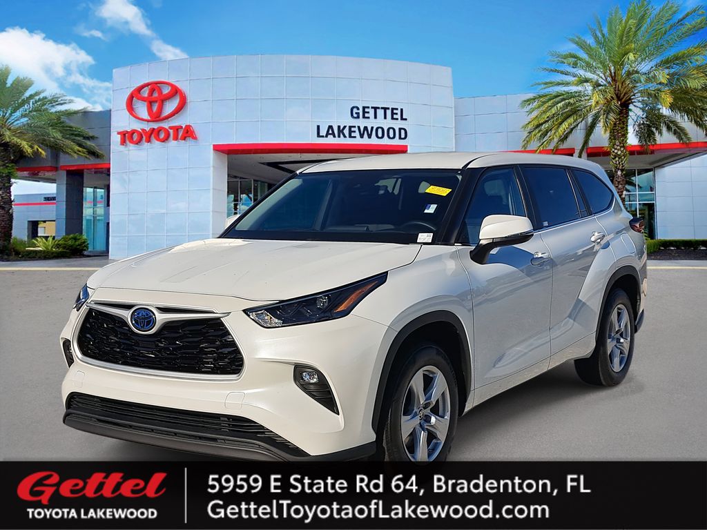 2023 Toyota Highlander LE