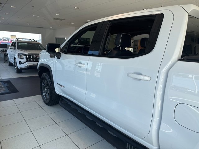 2024 Gmc Sierra 1500 AT4X photo 3