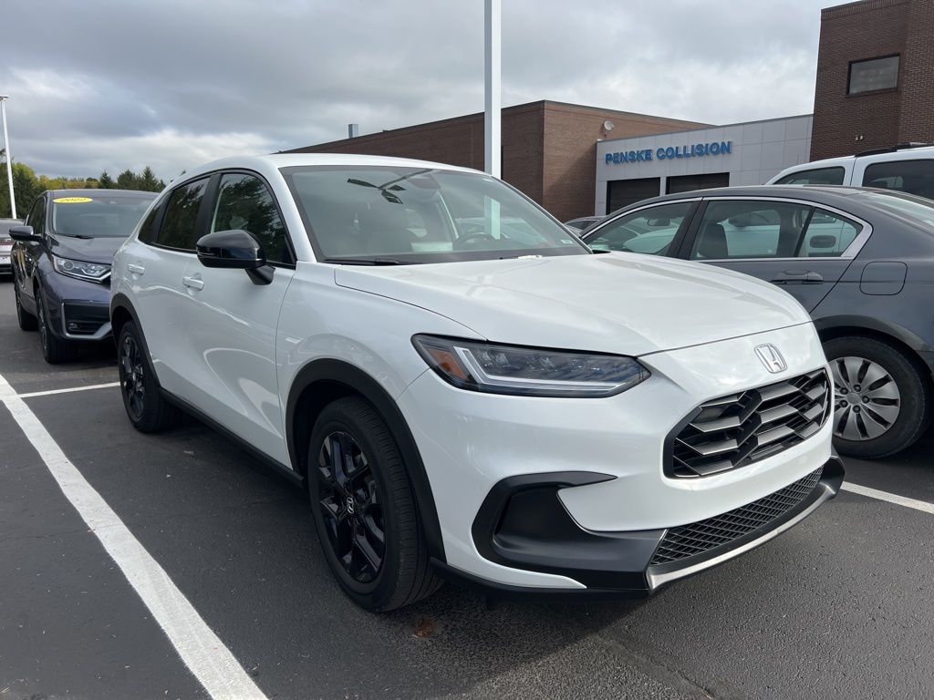 2023 Honda HR-V Sport photo 4