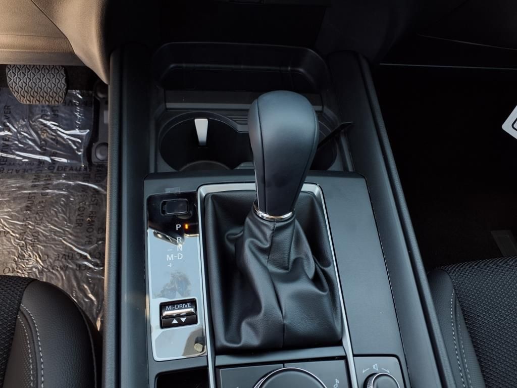 2025 Mazda CX-50 2.5 Select photo 10