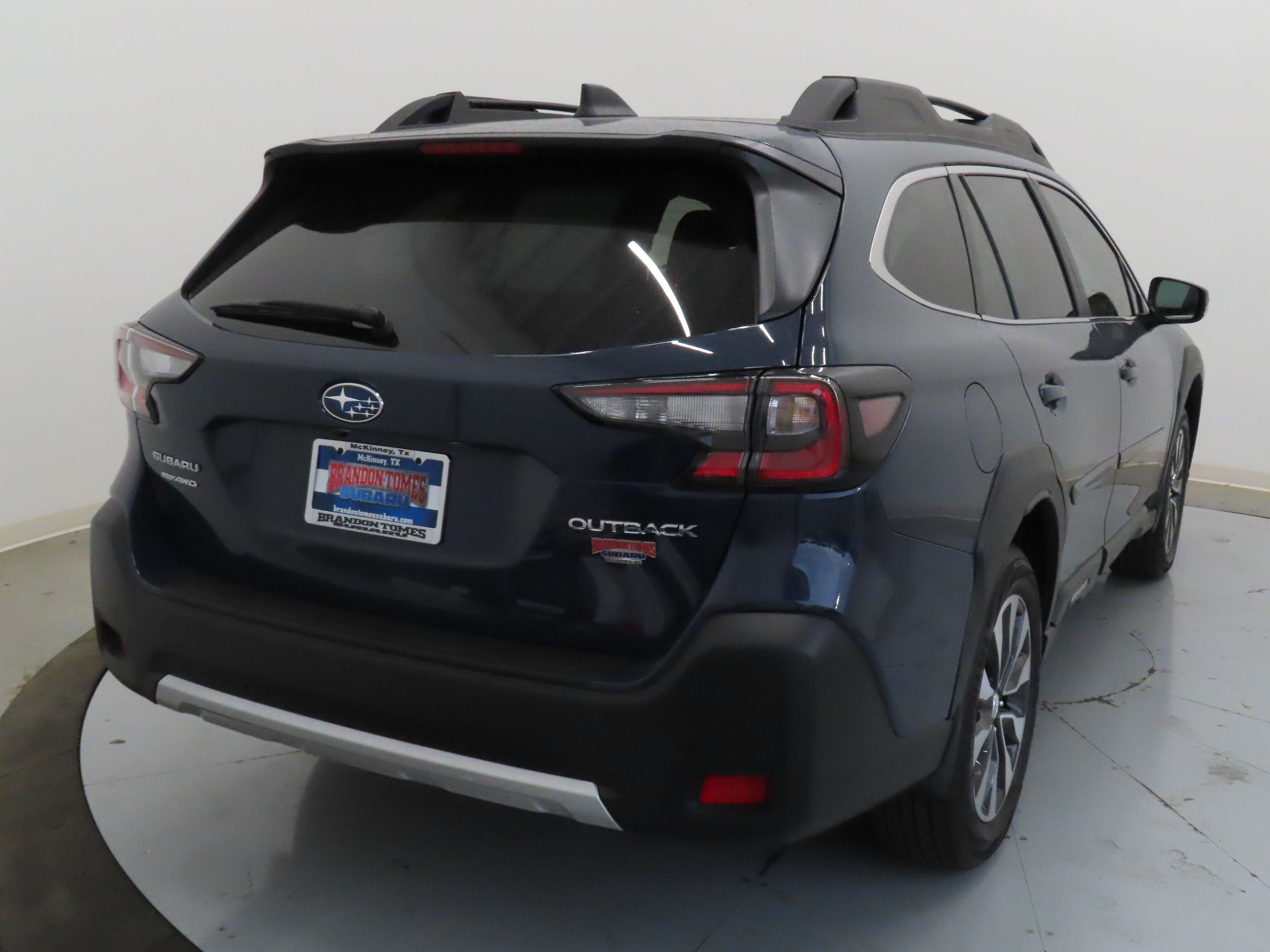 2025 Subaru Outback Limited photo 3