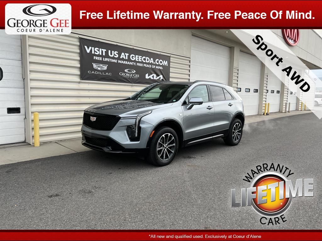 2025 Cadillac XT4 Sport's photo