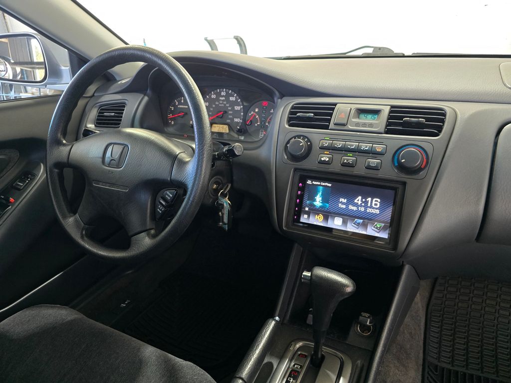 2001 Honda Accord LX photo 26