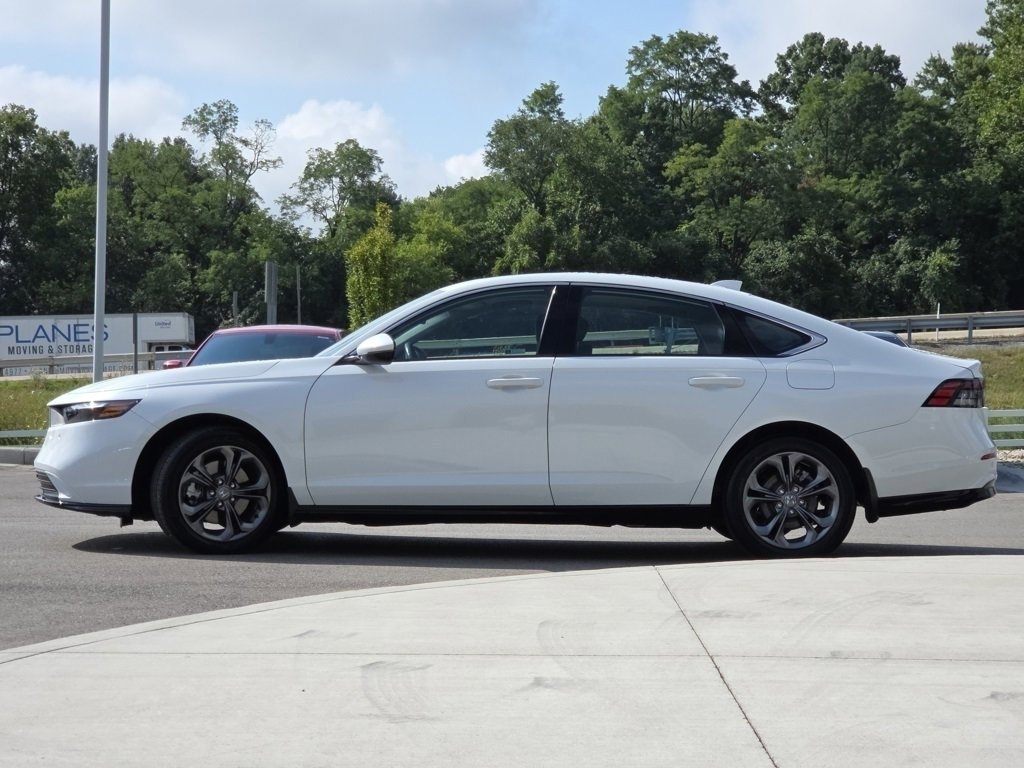 2023 Honda Accord Hybrid EX-L photo 22