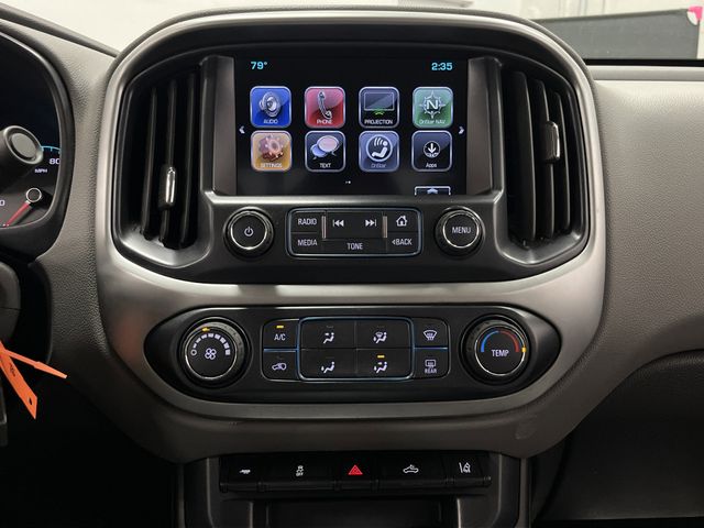 2017 Chevrolet Colorado LT photo 7