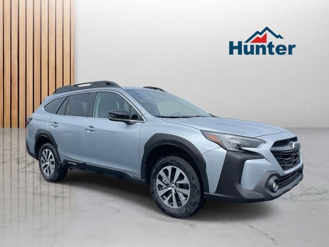 2025 Subaru Outback Premium's photo