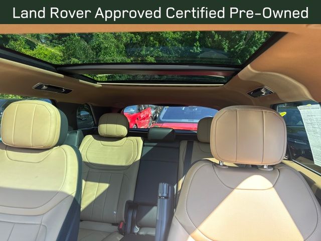 2025 Land Rover Range Rover Sport SE photo 15