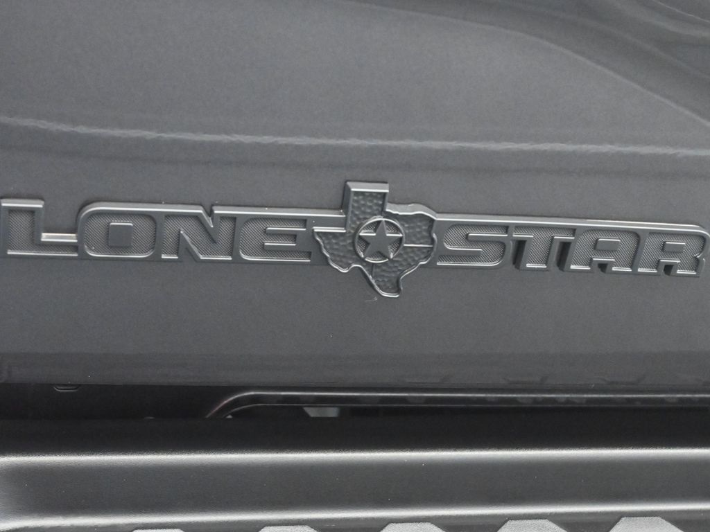 2025 Ram 2500 Big Horn photo 12