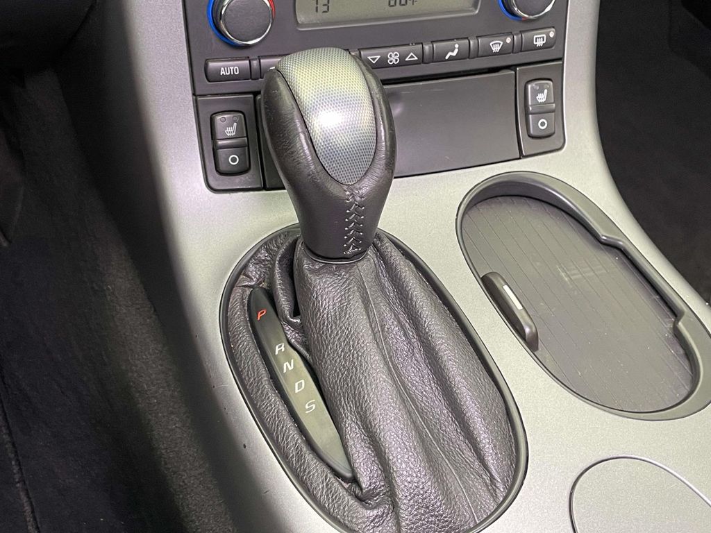 2006 Chevrolet Corvette Base photo 24