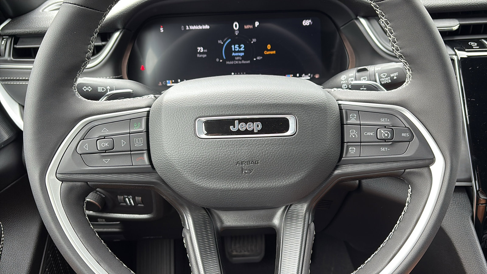 2025 Jeep Grand Cherokee Laredo Altitude X photo 9