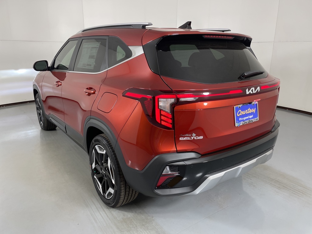 2026 Kia Seltos SX photo 4