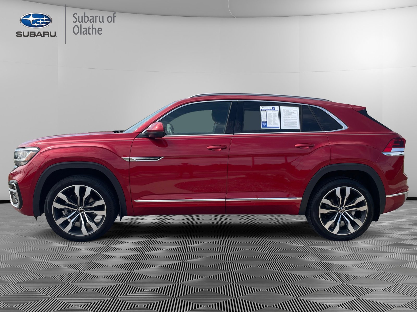 Used 2021 Volkswagen Atlas Cross Sport SEL Premium R-Line with VIN 1V2FE2CA7MC214255 for sale in Kansas City