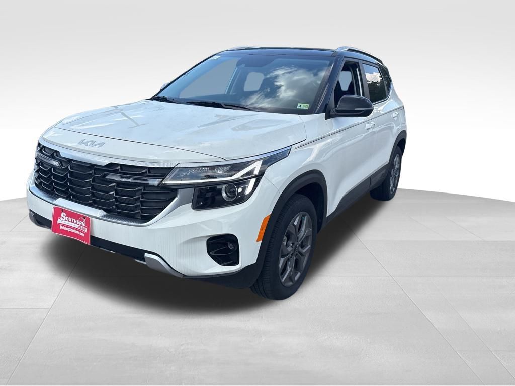 2024 Kia Seltos SX photo 3