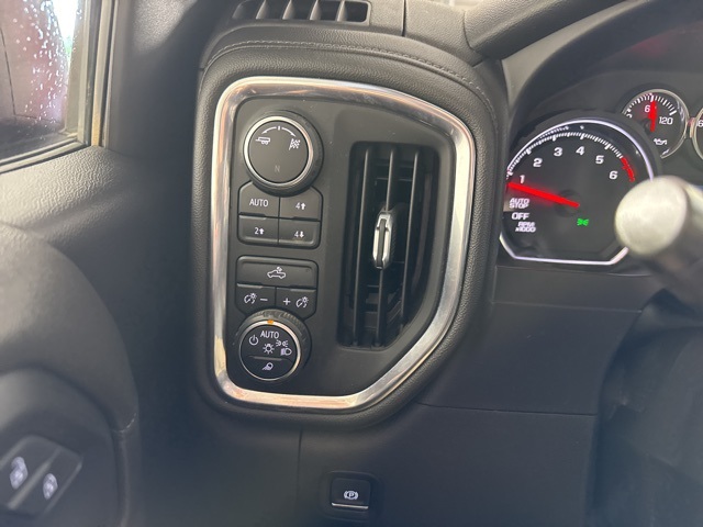 2019 Chevrolet Silverado 1500 LT photo 20