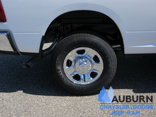 2025 Ram 2500 Tradesman photo 3