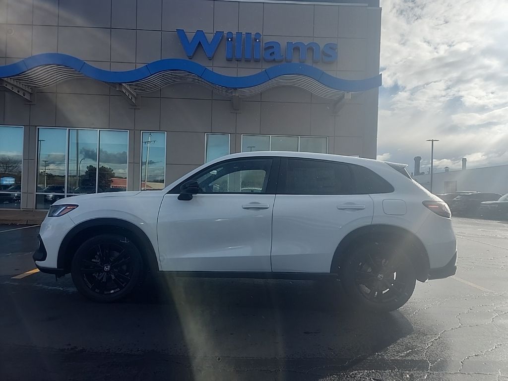 2026 Honda HR-V Sport's photo