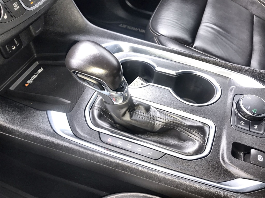 2022 Chevrolet Traverse Leather photo 19