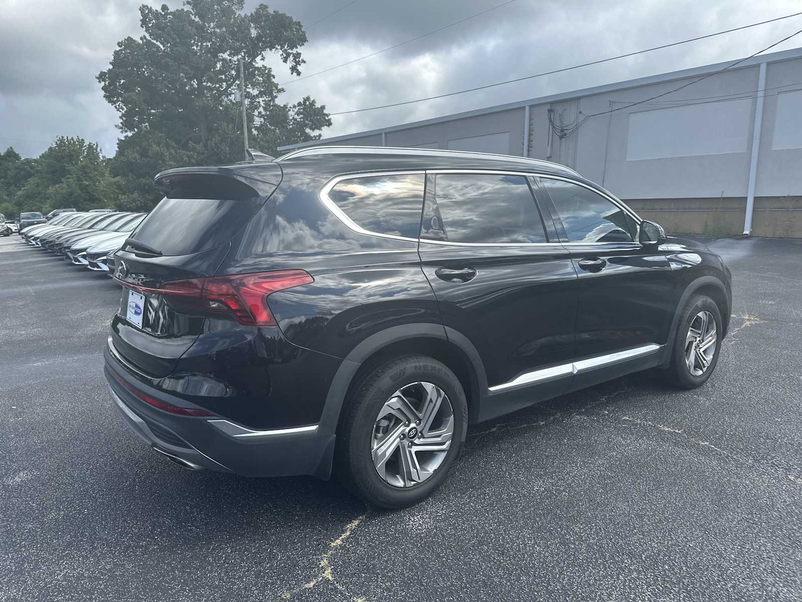 2022 Hyundai Santa Fe SEL photo 4