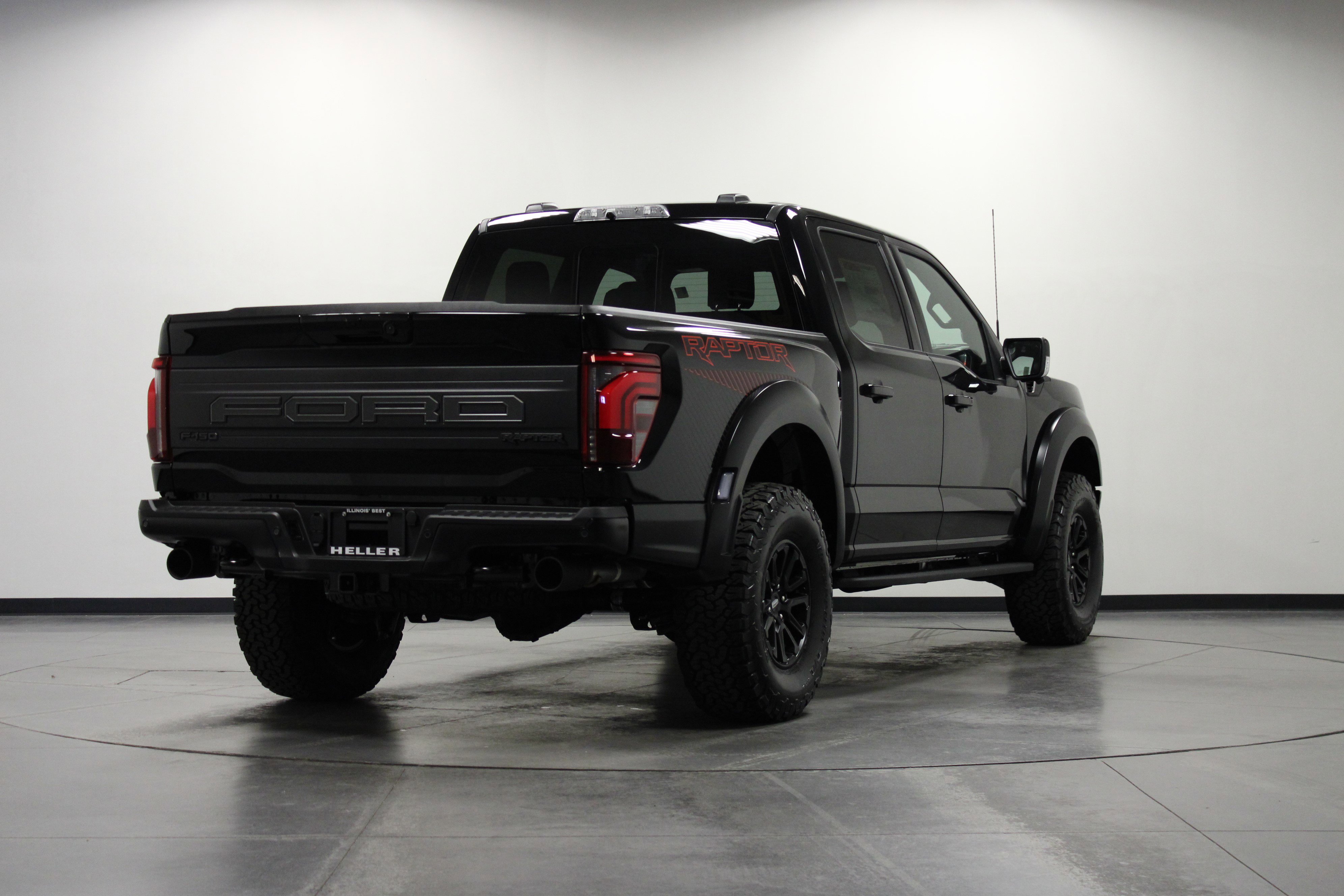 2025 Ford F-150 Raptor photo 3