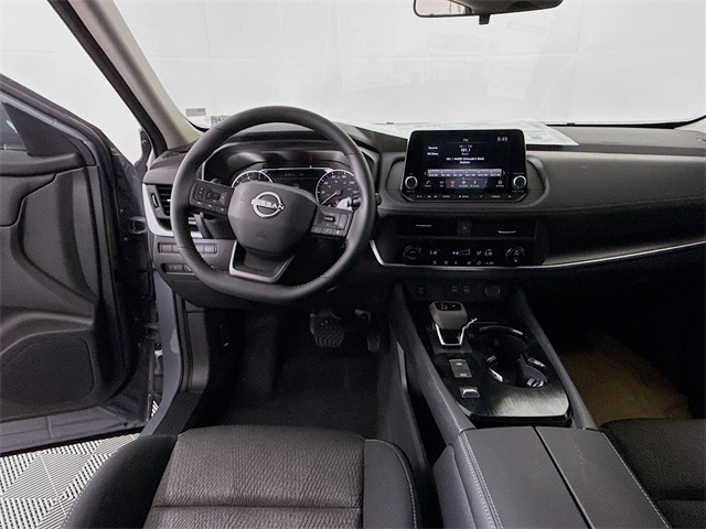 2026 Nissan Rogue SV photo 8
