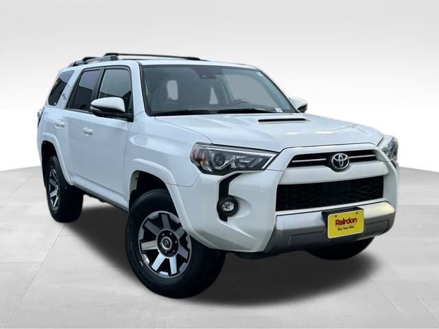 2022 Toyota 4Runner TRD Off-Road Premium's photo