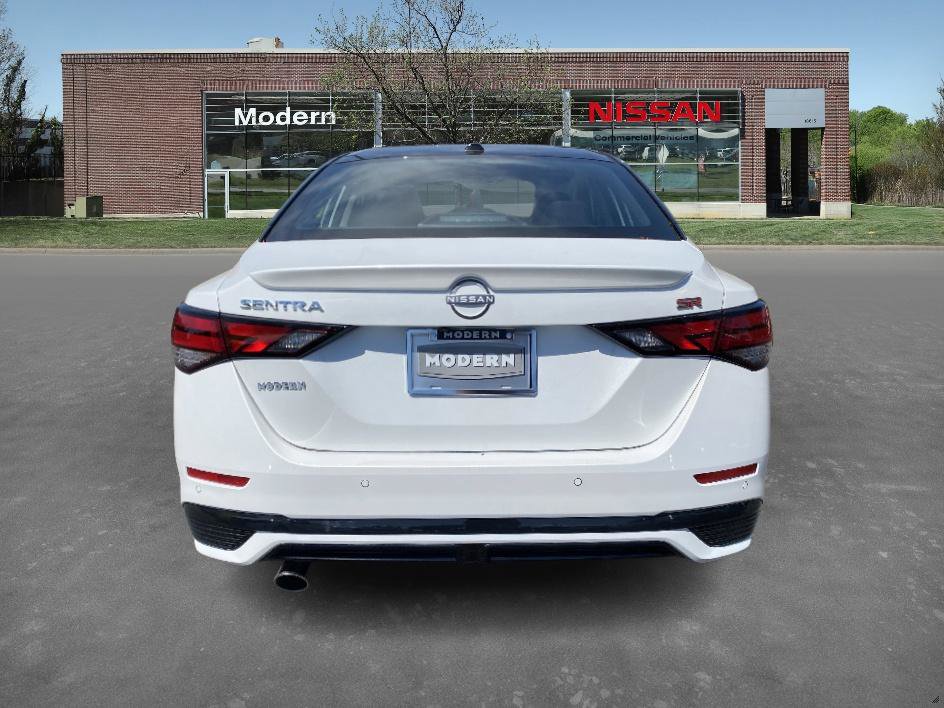 2025 Nissan Sentra SR photo 3