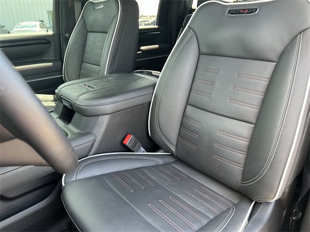 2025 Gmc Sierra 2500 HD AT4X photo 12