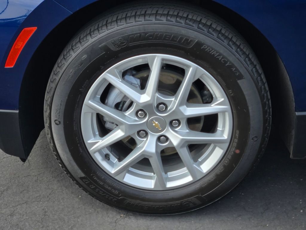 2022 Chevrolet Equinox LS photo 8