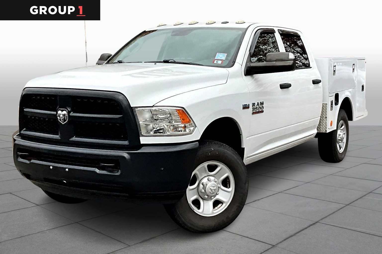 Pre-Owned 2017 Ram 3500 Tradesman 4's photo