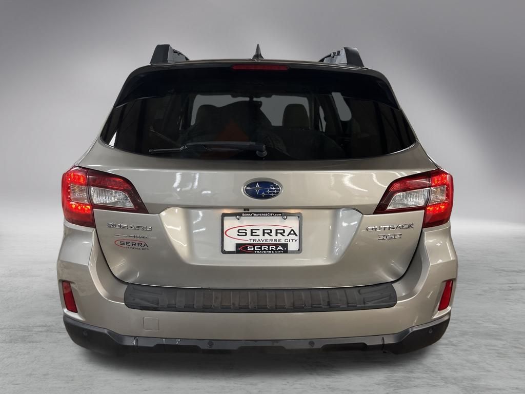 2017 Subaru Outback Limited photo 4