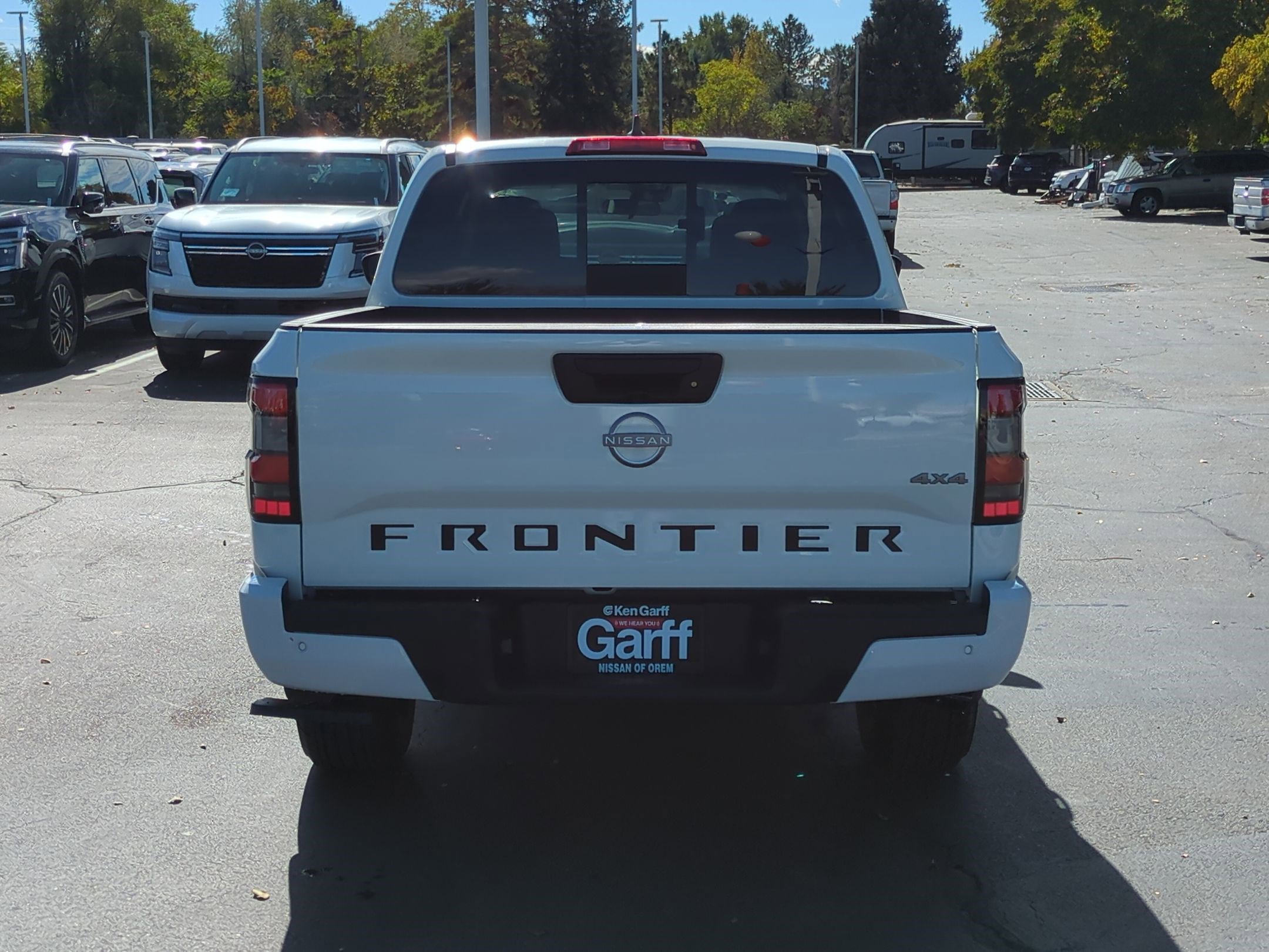 2026 Nissan Frontier Crew Cab SV photo 4