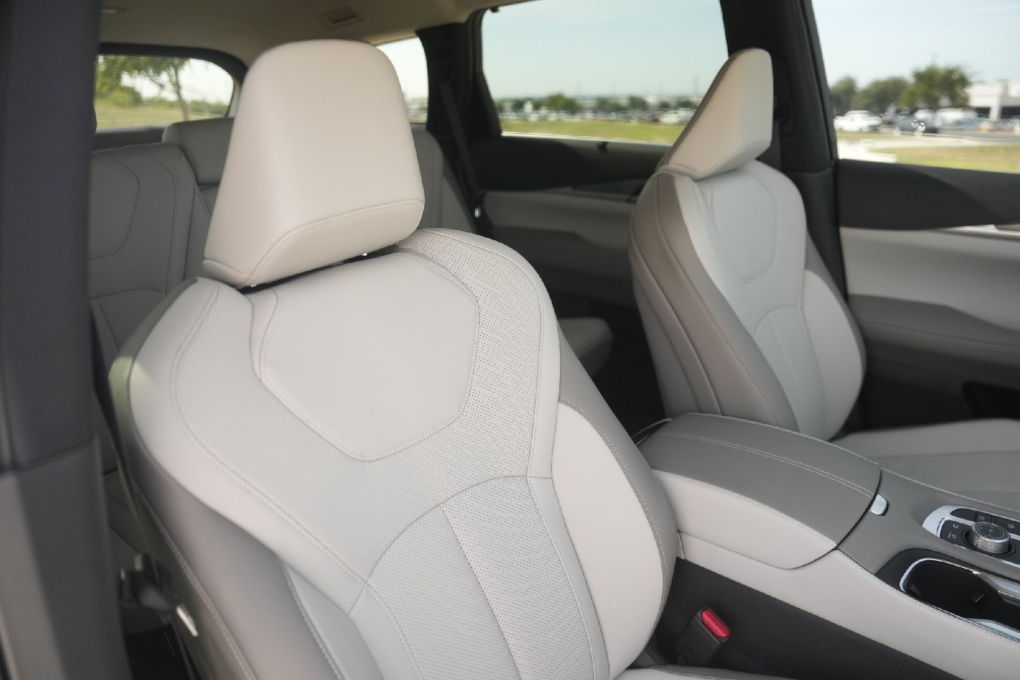 2026 Infiniti QX60 Luxe photo 15