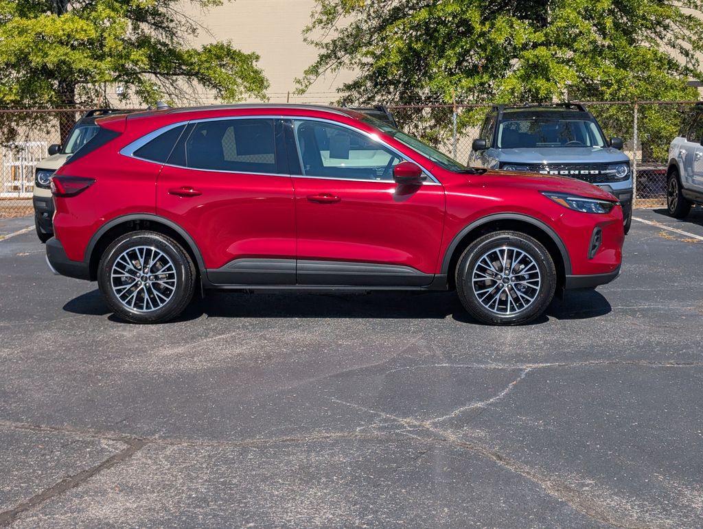 2025 Ford Escape Plug-In Hybrid Base photo 3