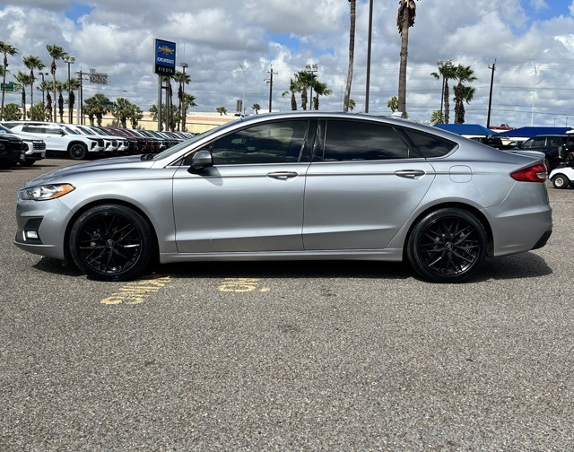 2020 Ford Fusion SE photo 4