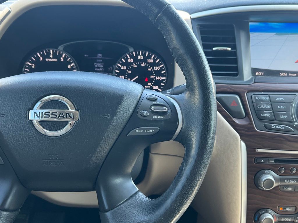 2019 Nissan Pathfinder Platinum photo 18