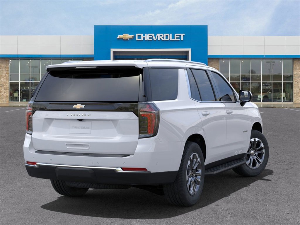 2025 Chevrolet Tahoe LS photo 4