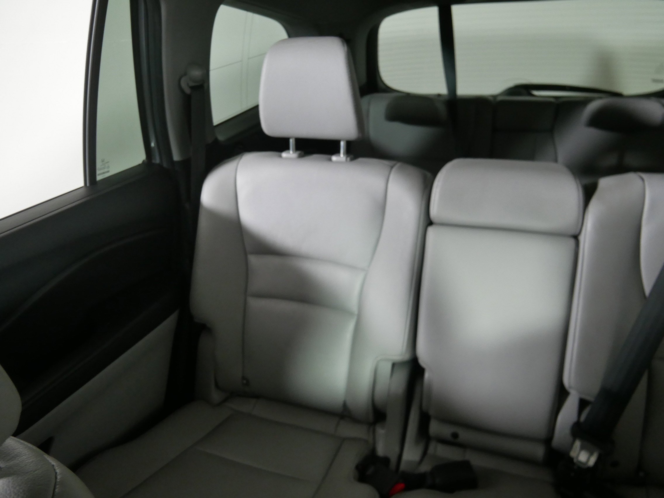 2017 Honda Pilot EX-L photo 12