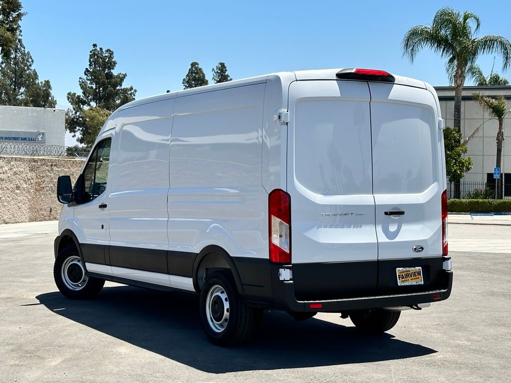 2025 Ford Transit 250