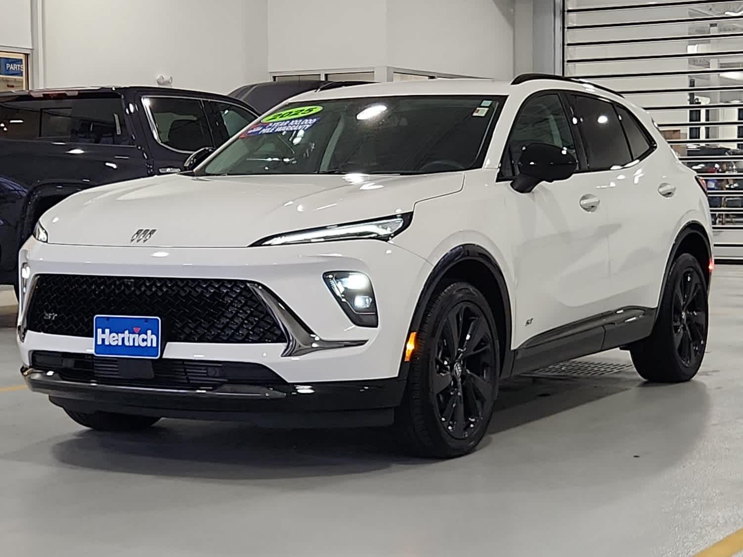 2025 Buick Envision Sport Touring's photo