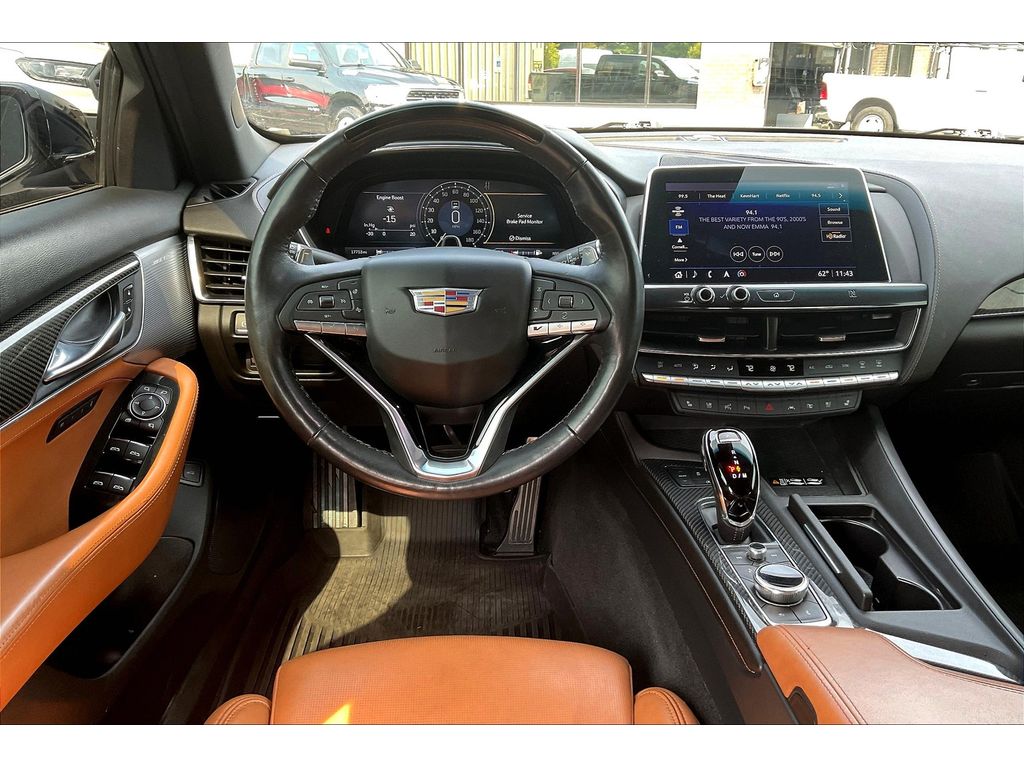 2021 Cadillac CT5 V photo 5