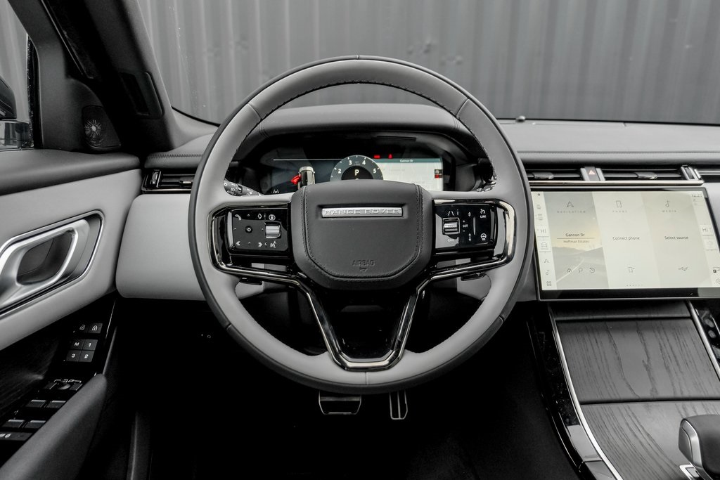2026 Land Rover Range Rover Velar SE photo 16