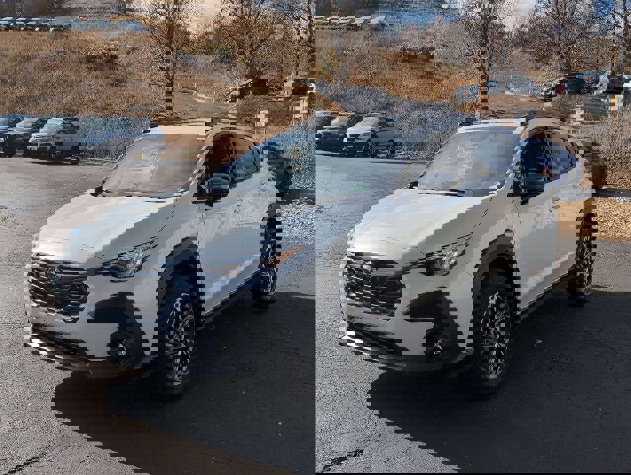 2025 Subaru Crosstrek Premium photo 2