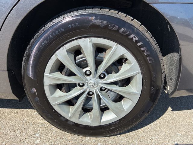 2017 Toyota Camry XLE XSE photo 13