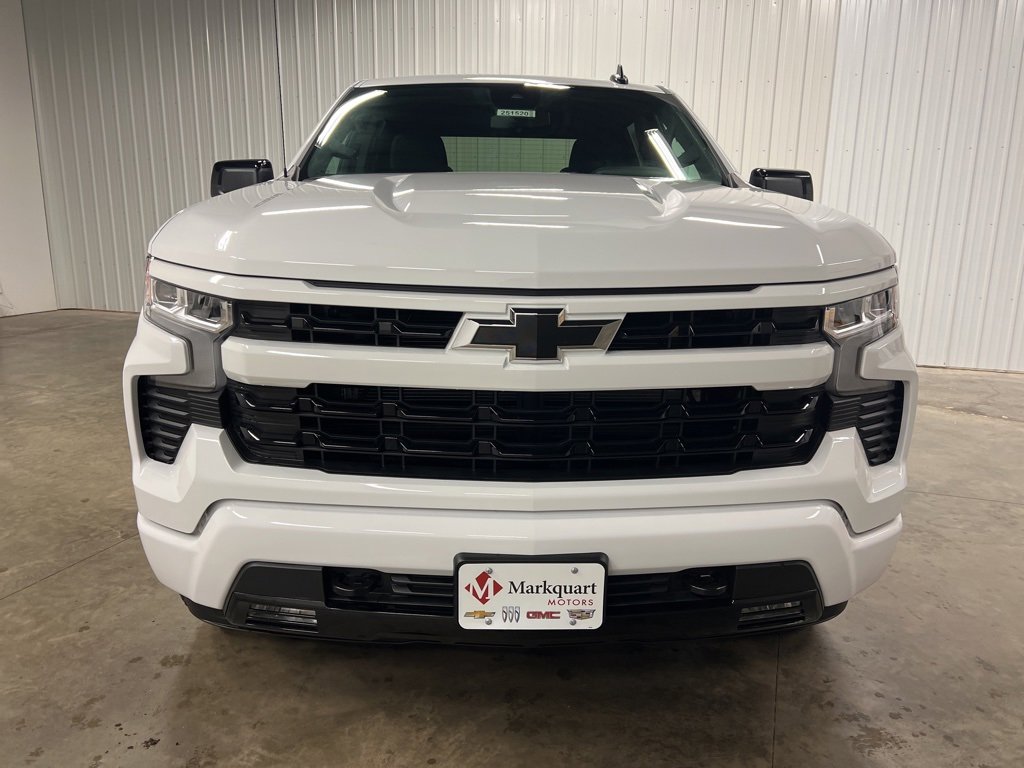 2025 Chevrolet Silverado RST photo 3