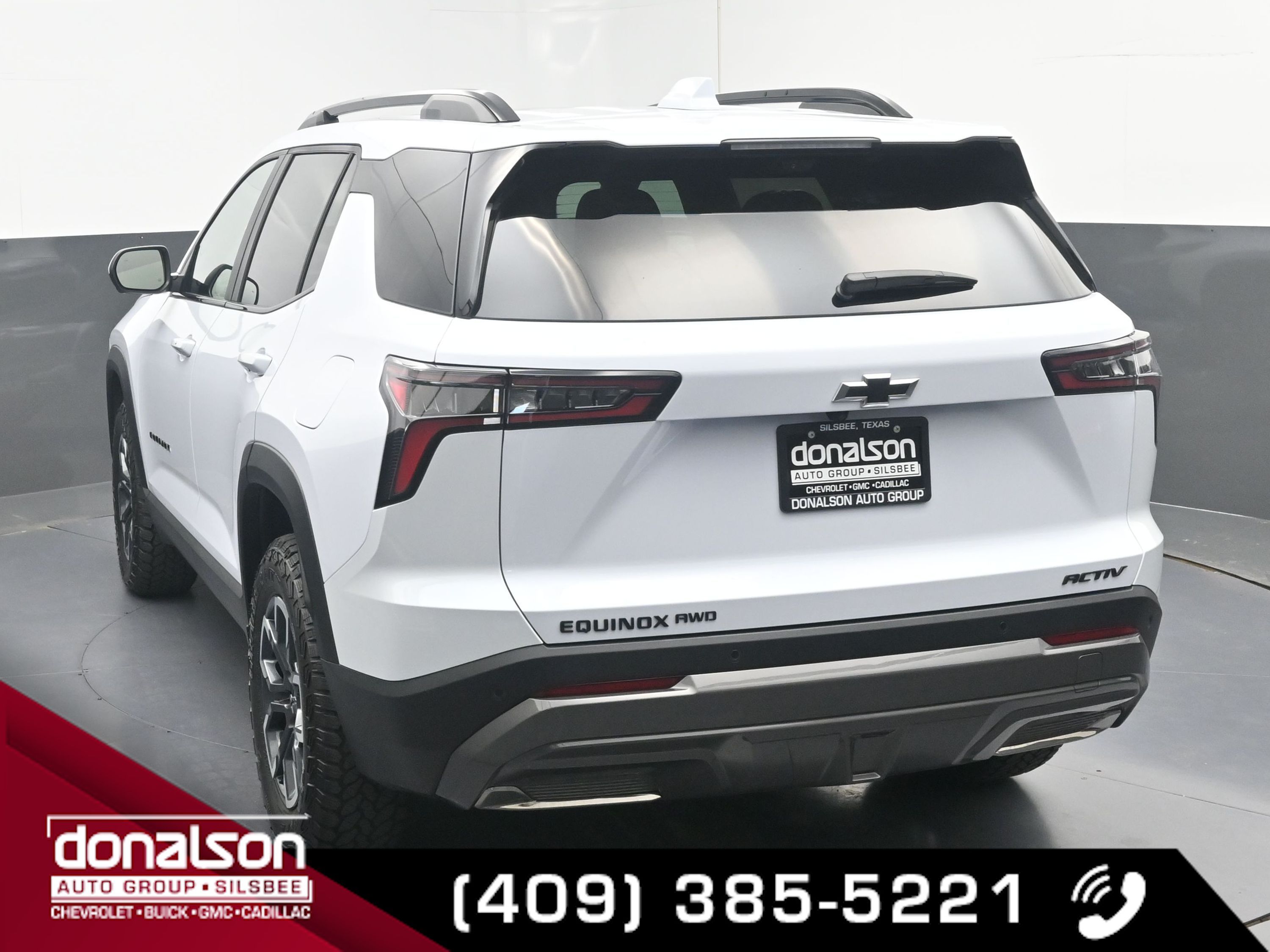 2026 Chevrolet Equinox ACTIV photo 2