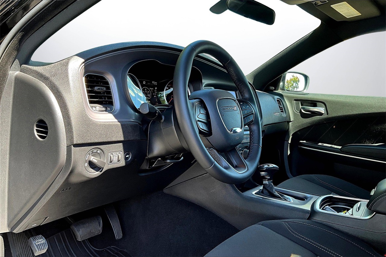 2023 Dodge Charger SXT photo 16