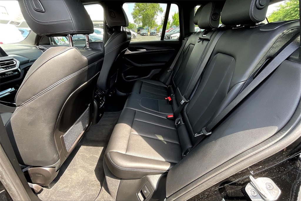 2023 BMW X3 - Image 25
