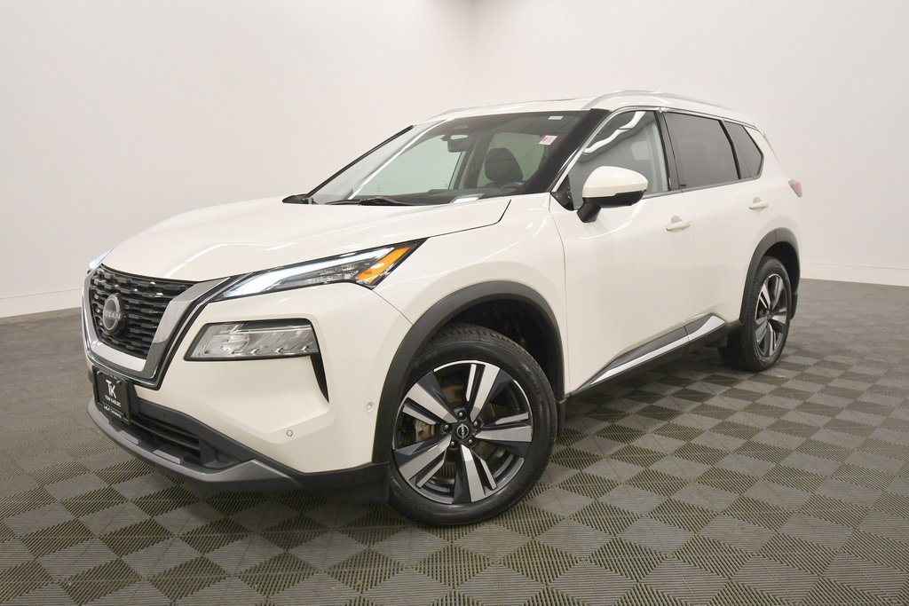 Used 2023 Nissan Rogue SL with VIN 5N1BT3CB9PC751035 for sale in Rochester, Minnesota