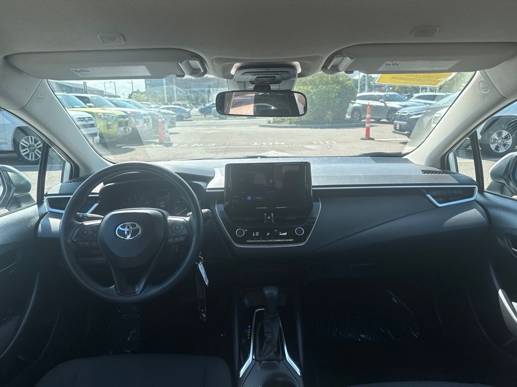 2024 Toyota Corolla LE photo 2