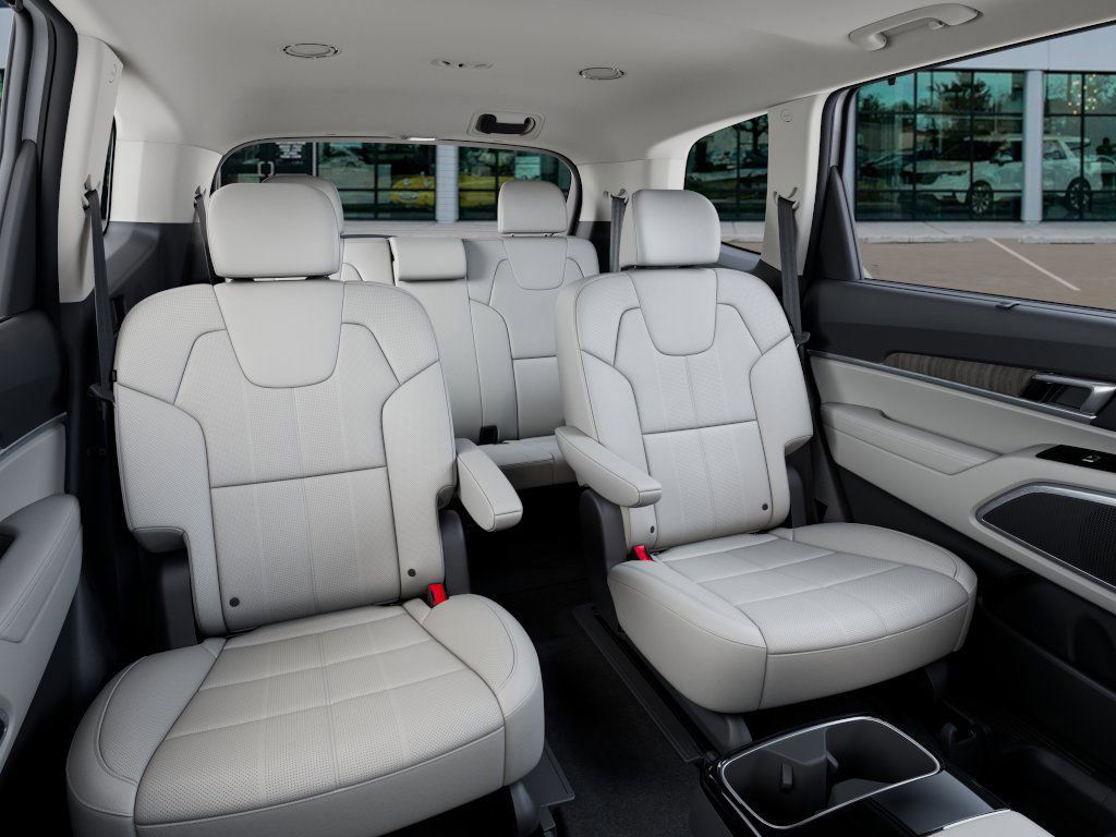 2025 Kia Telluride EX photo 13